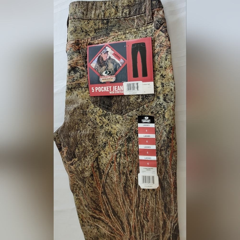 Mossy oak camouflage pants women's